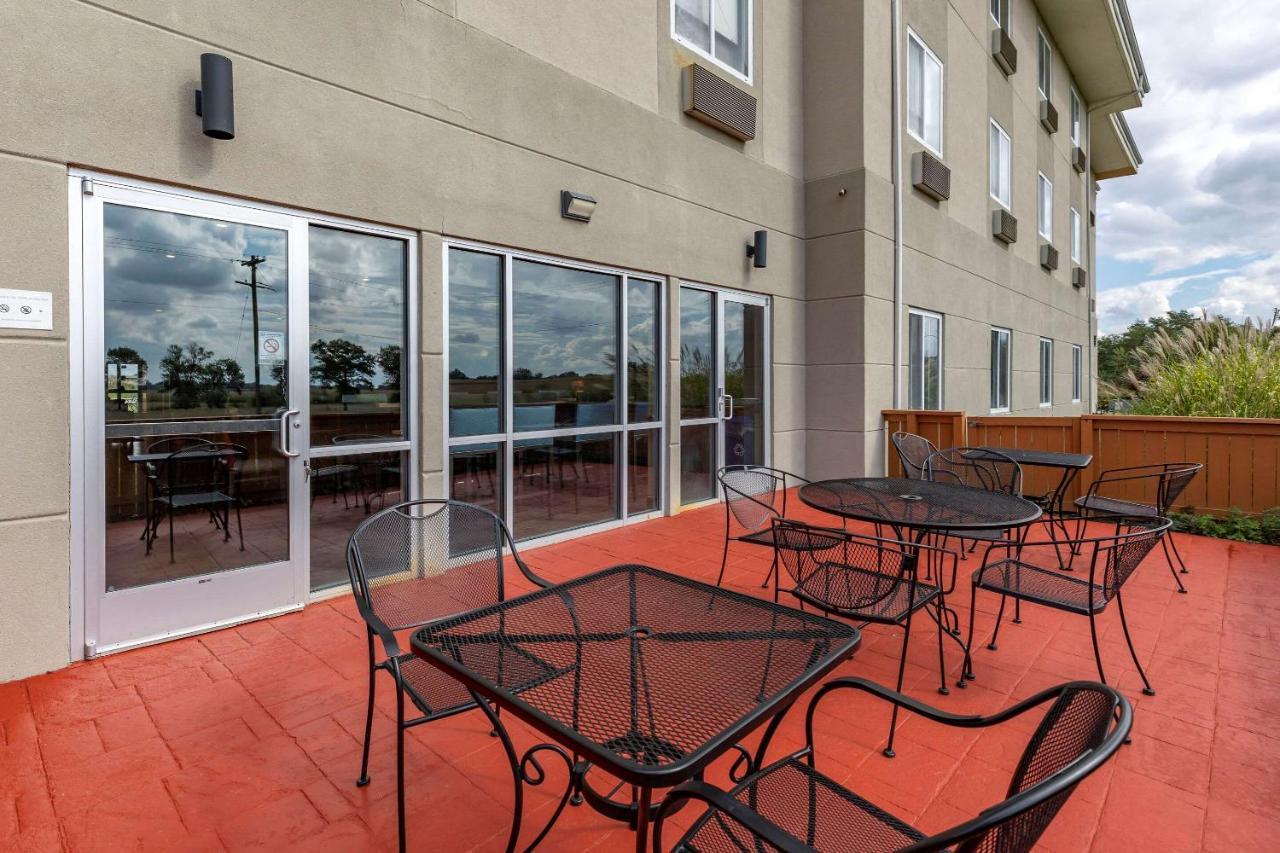 Comfort Inn & Suites Greenville I-70 Exterior foto